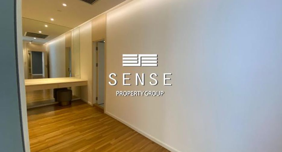 For rent 4 bedrooms condo in Watthana, Bangkok