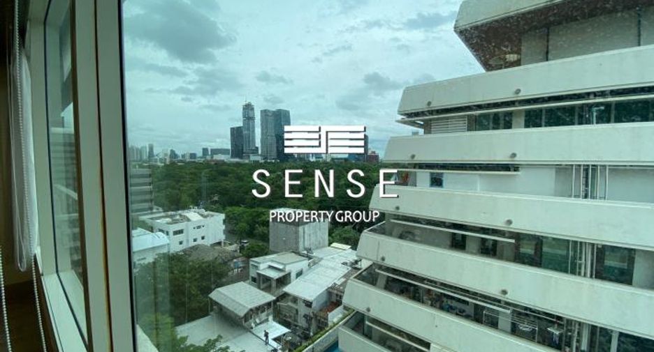 For rent 3 bedrooms condo in Pathum Wan, Bangkok