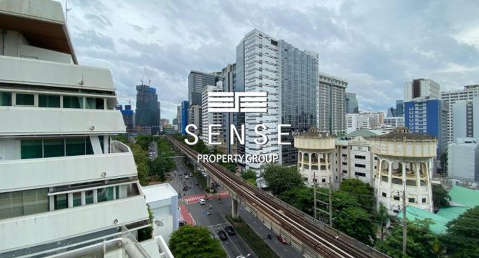 For rent 3 bedrooms condo in Pathum Wan, Bangkok