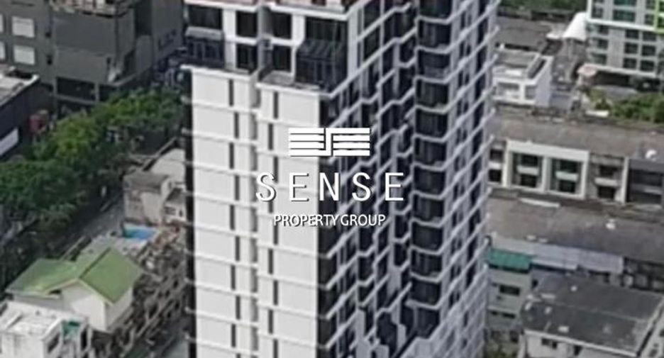 For sale 3 bedrooms condo in Watthana, Bangkok