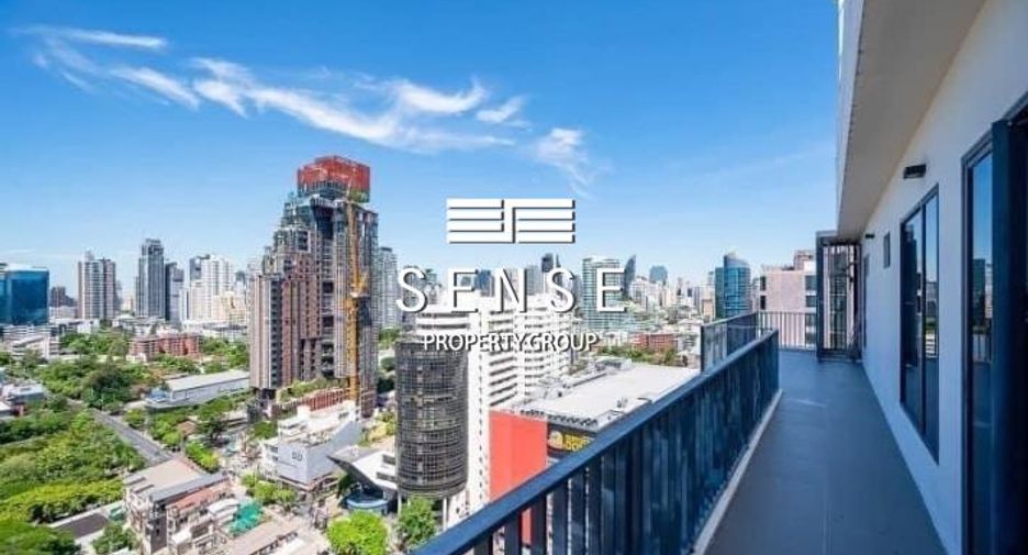 For sale 3 bedrooms condo in Watthana, Bangkok