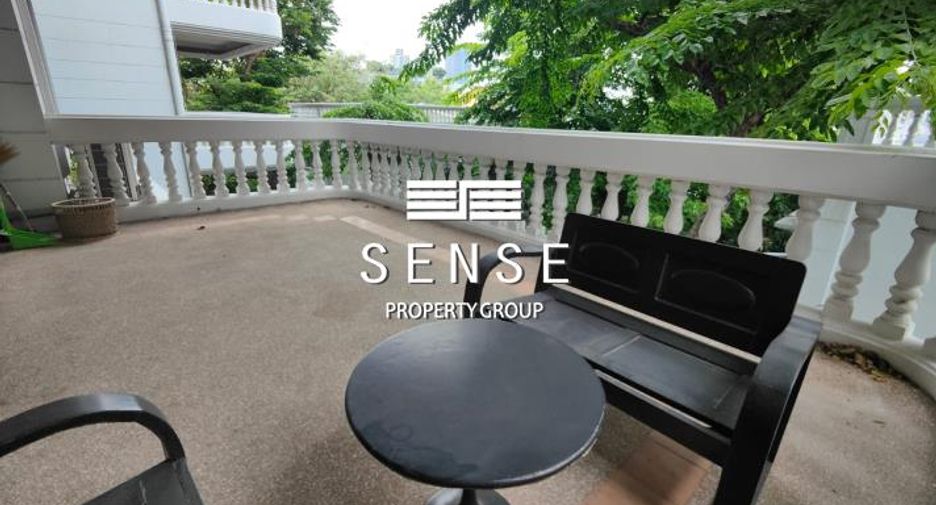 Wohnung zur Miete und zum Kauf mit 3 Zimmer in Watthana, Bangkok