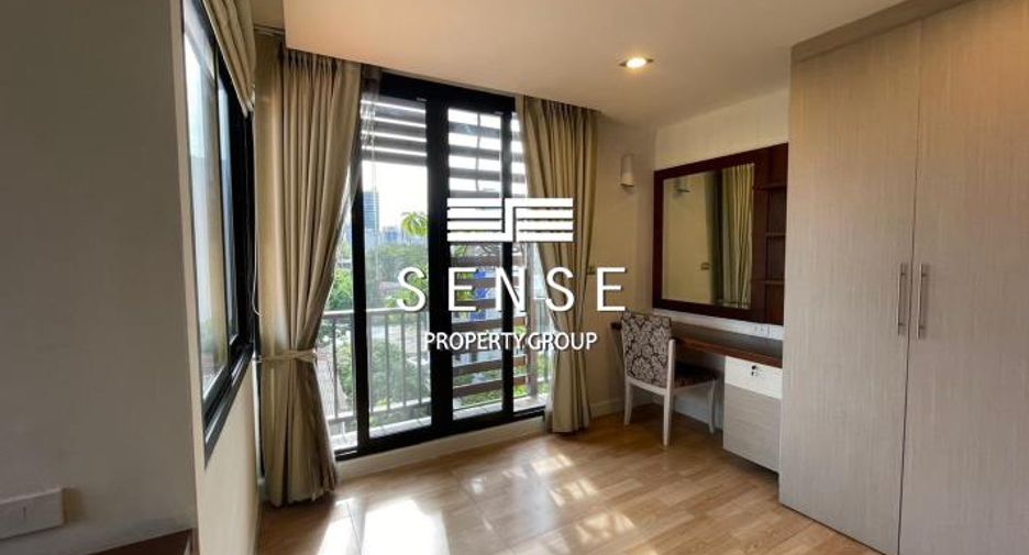 Wohnung zur Miete mit 3 Zimmer in Watthana, Bangkok