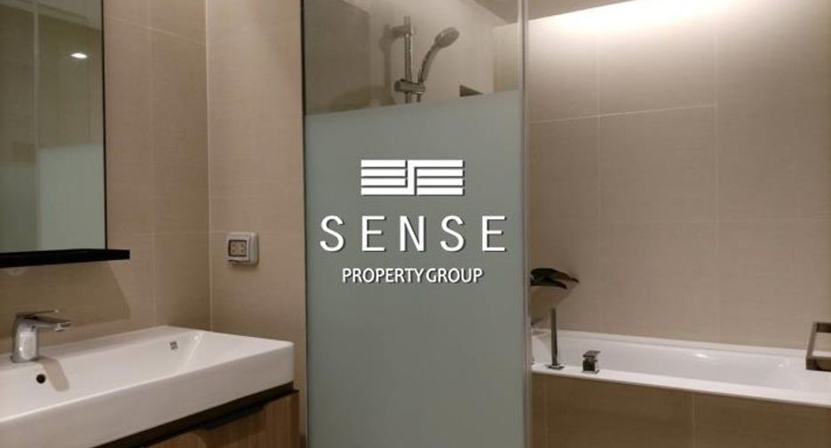For rent 3 bedrooms condo in Watthana, Bangkok