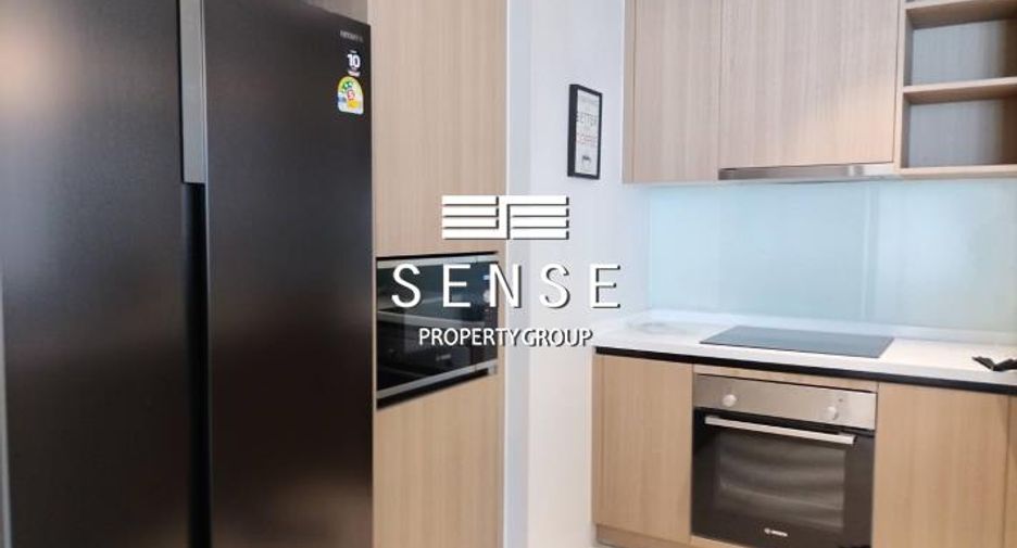 For rent 3 bedrooms condo in Watthana, Bangkok