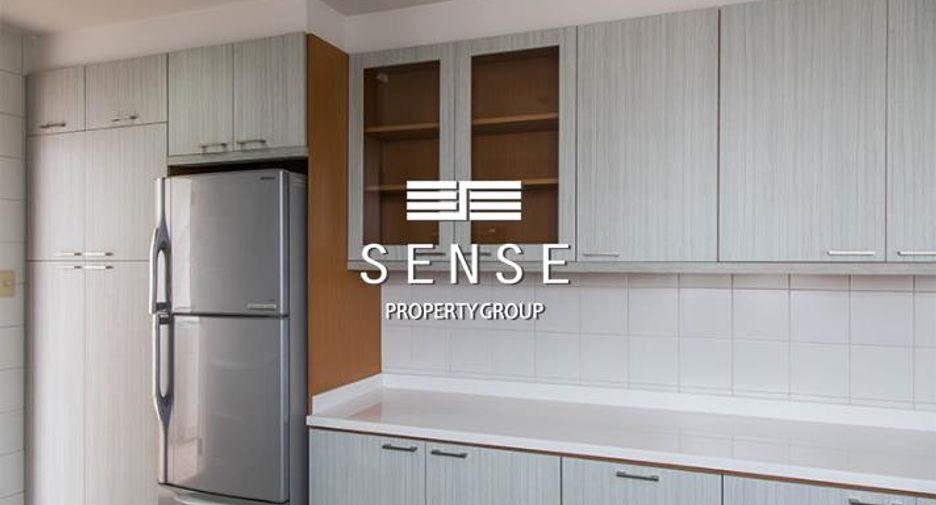 For rent 2 bedrooms condo in Khlong Toei, Bangkok