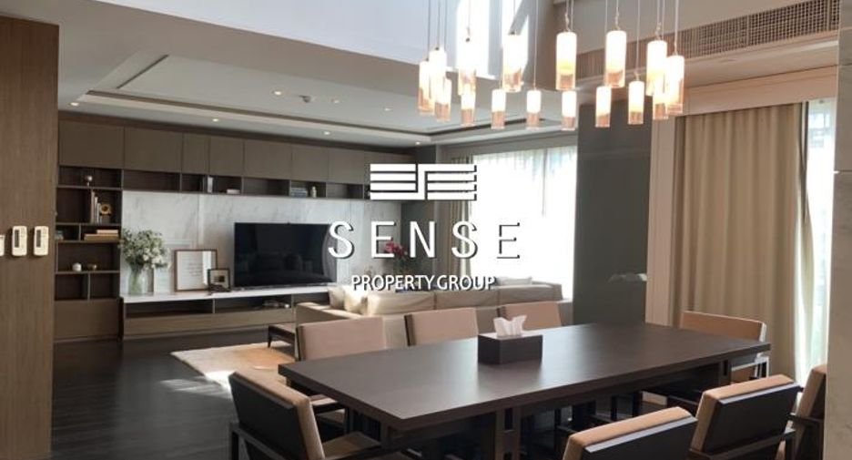 Condo en alquiler de 3 habitaciones en Khlong Toei, Bangkok