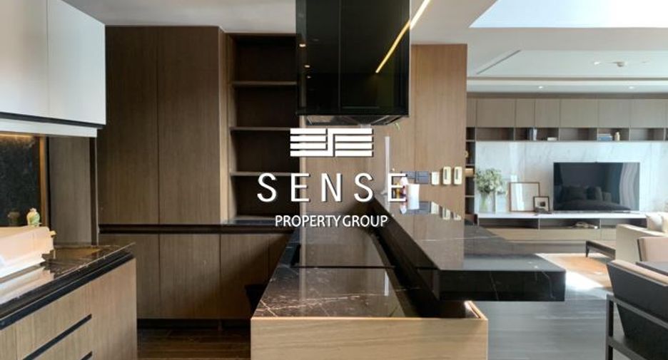 Condo en alquiler de 3 habitaciones en Khlong Toei, Bangkok