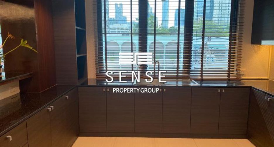 Condo en alquiler de 3 habitaciones en Pathum Wan, Bangkok