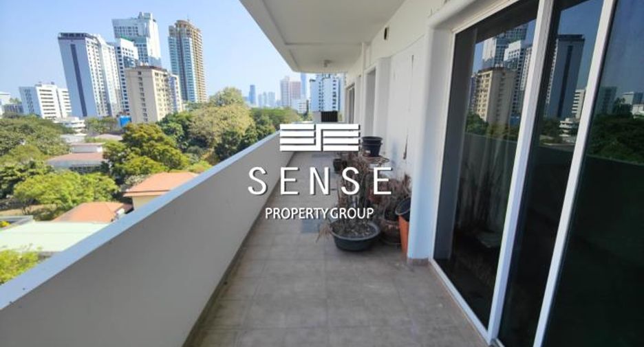 À vendre 3 chambres condo à Watthana, Bangkok