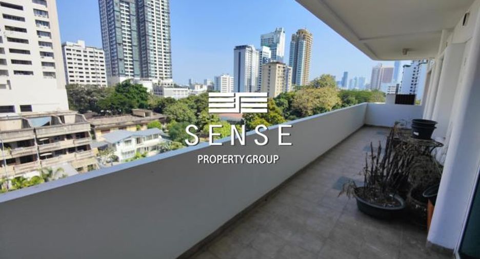 À vendre 3 chambres condo à Watthana, Bangkok