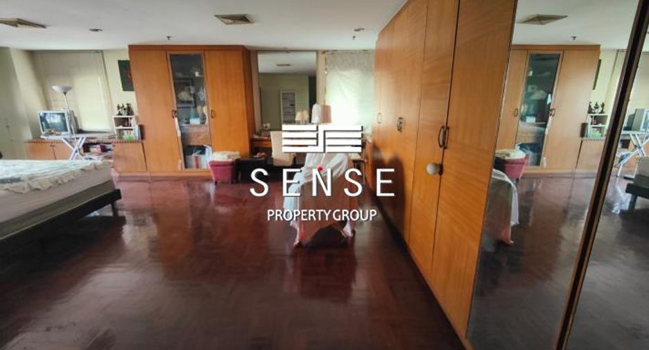 À vendre 3 chambres condo à Watthana, Bangkok