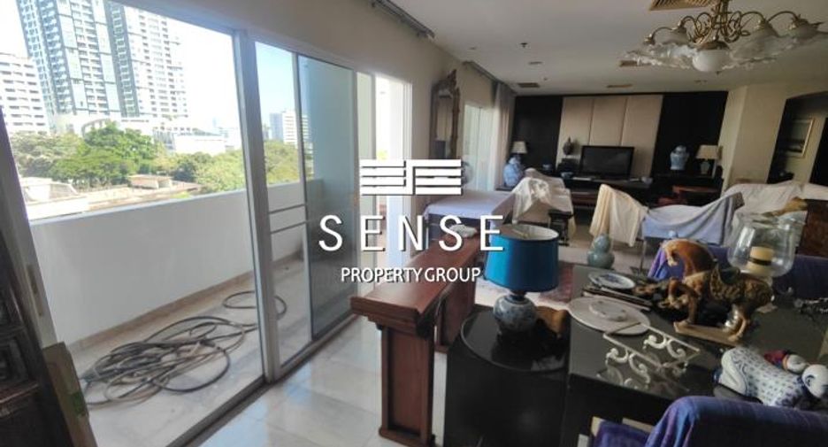 À vendre 3 chambres condo à Watthana, Bangkok