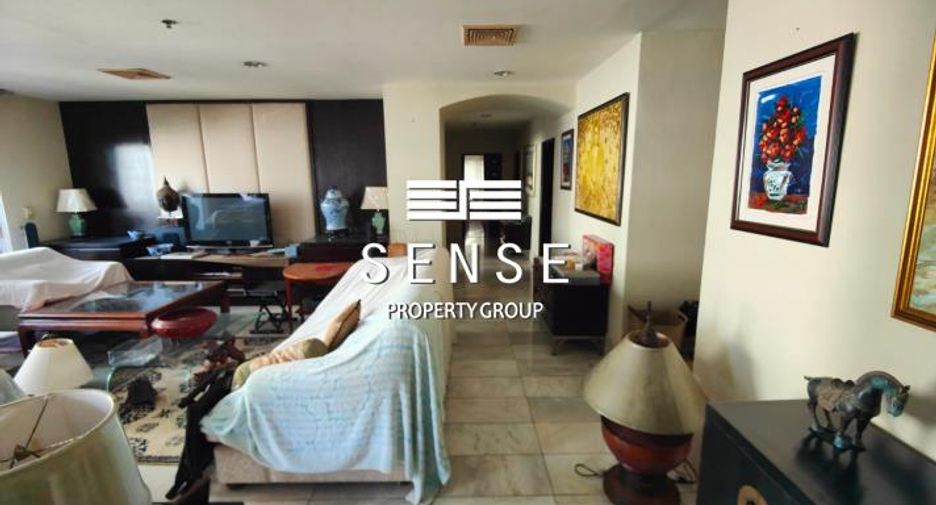 À vendre 3 chambres condo à Watthana, Bangkok