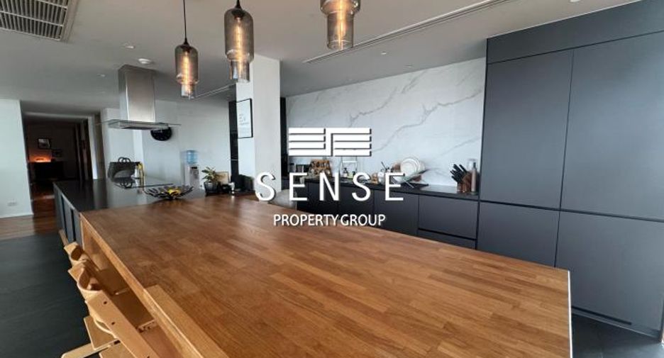 For rent 5 bedrooms condo in Khlong Toei, Bangkok
