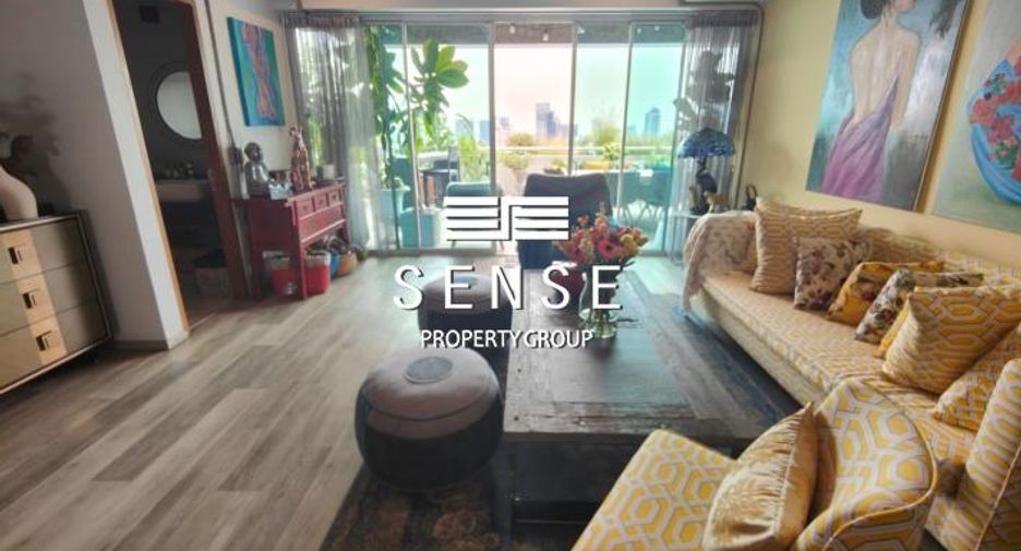 À vendre 3 chambres condo à Watthana, Bangkok