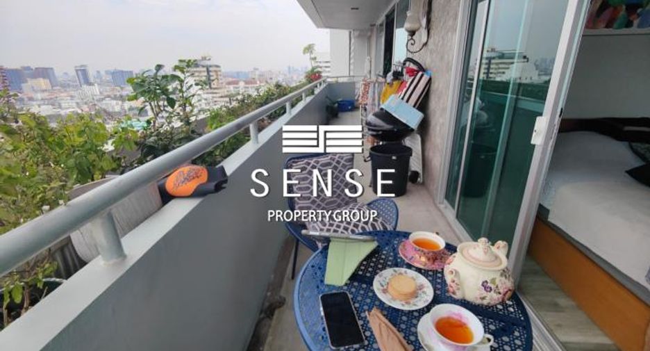 À vendre 3 chambres condo à Watthana, Bangkok