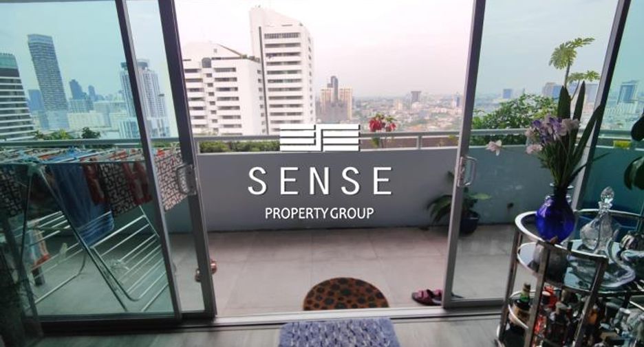 À vendre 3 chambres condo à Watthana, Bangkok