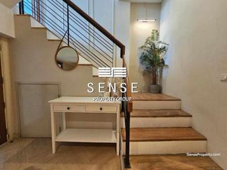 Reihenhaus zur Miete mit 3 Zimmer in Watthana, Bangkok