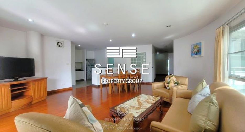 For rent 4 bedrooms condo in Watthana, Bangkok