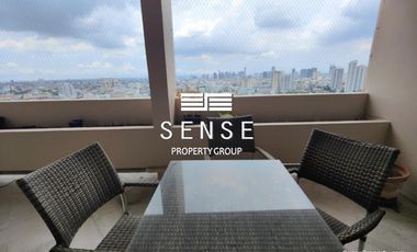 For sale 4 bedrooms condo in Watthana, Bangkok