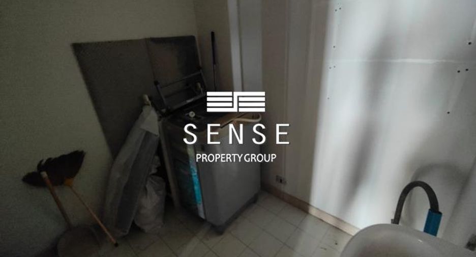For sale 4 bedrooms condo in Watthana, Bangkok
