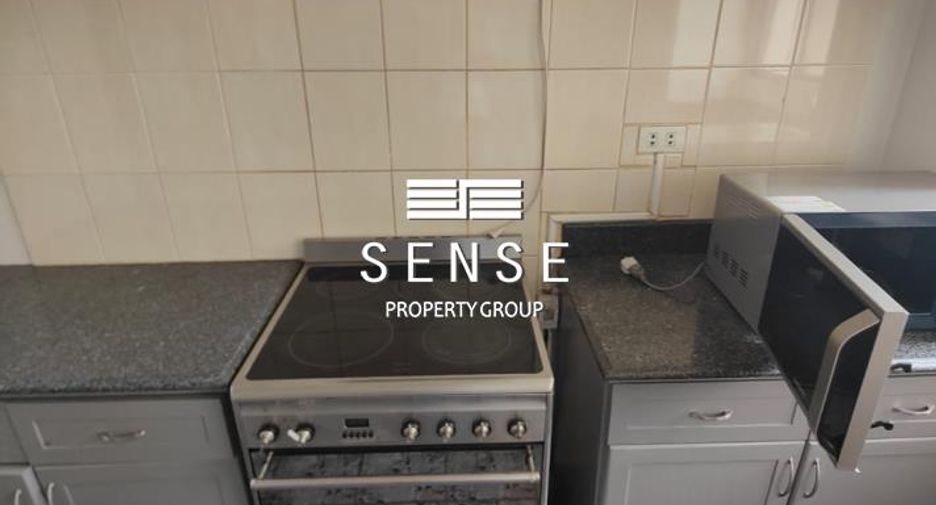 For sale 4 bedrooms condo in Watthana, Bangkok
