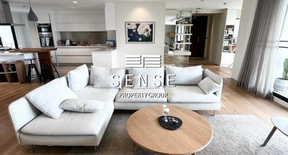 For rent 3 bedrooms condo in Watthana, Bangkok