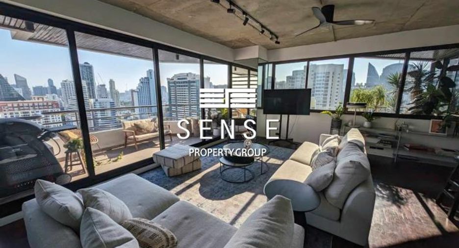 For sale 2 bedrooms condo in Khlong Toei, Bangkok