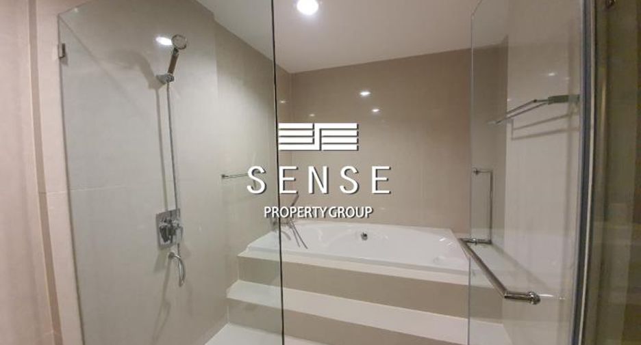 Wohnung zur Miete mit 4 Zimmer in Pathum Wan, Bangkok