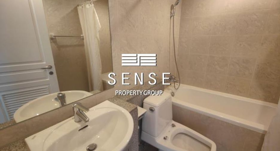 For rent 3 bedrooms condo in Watthana, Bangkok
