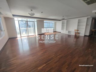 Condo en alquiler de 3 habitaciones en Watthana, Bangkok