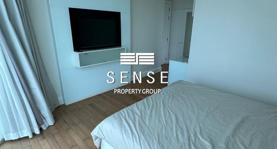For rent 2 bedrooms condo in Watthana, Bangkok