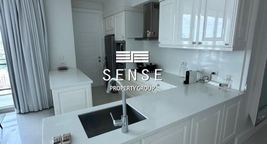 For rent 2 bedrooms condo in Watthana, Bangkok