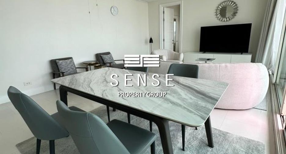 For rent 2 bedrooms condo in Watthana, Bangkok