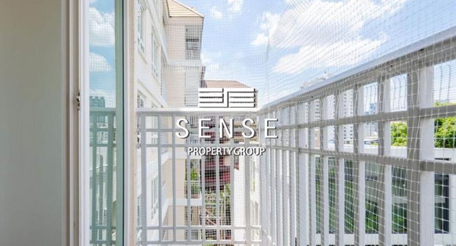 For sale 3 bedrooms condo in Yan Nawa, Bangkok