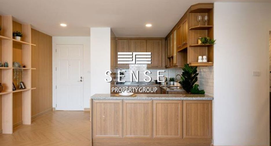 For sale 3 bedrooms condo in Yan Nawa, Bangkok