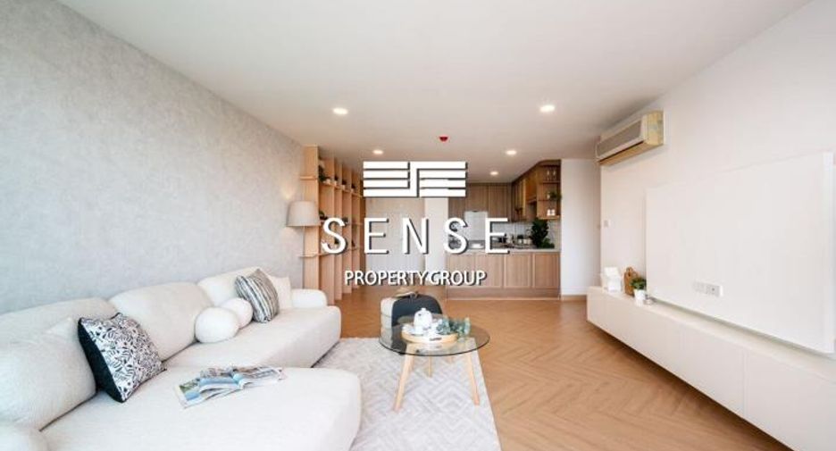 For sale 3 bedrooms condo in Yan Nawa, Bangkok