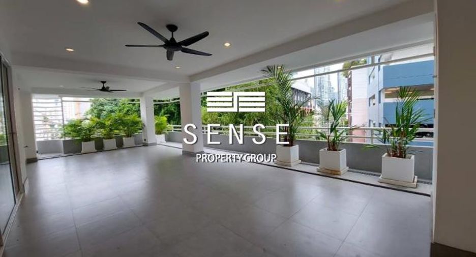 Wohnung zur Miete mit 3 Zimmer in Watthana, Bangkok