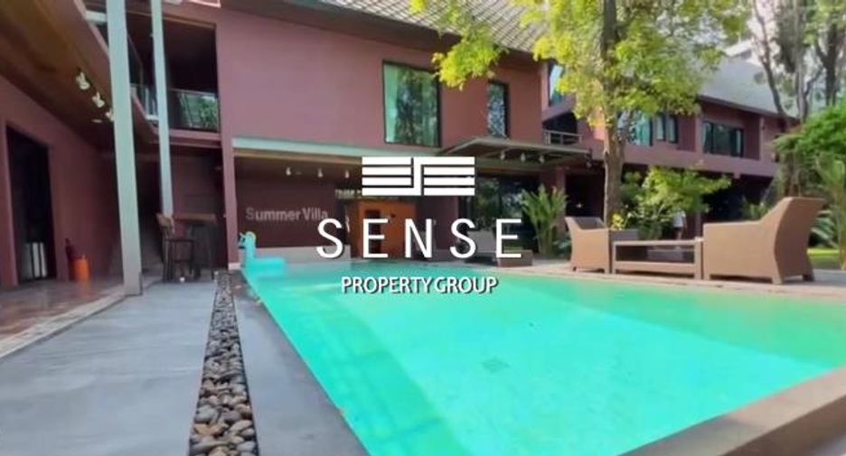 For rent 6 bedrooms house in Khlong Toei, Bangkok