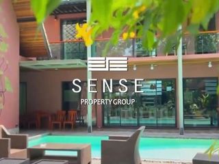 Casa en alquiler de 6 habitaciones en Khlong Toei, Bangkok