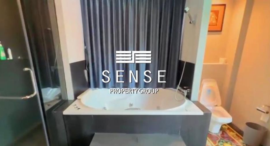 For rent 6 bedrooms house in Khlong Toei, Bangkok