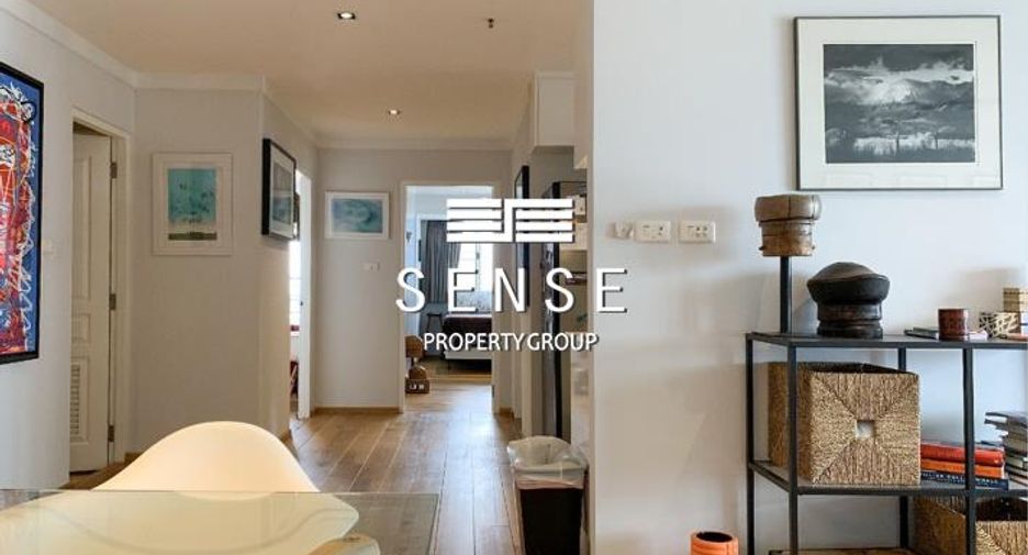 For sale 3 bedrooms condo in Khlong Toei, Bangkok