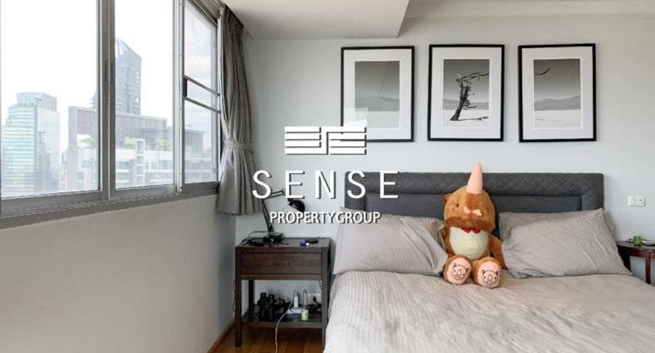 For sale 3 bedrooms condo in Khlong Toei, Bangkok