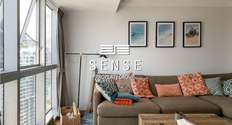 For sale 3 bedrooms condo in Khlong Toei, Bangkok