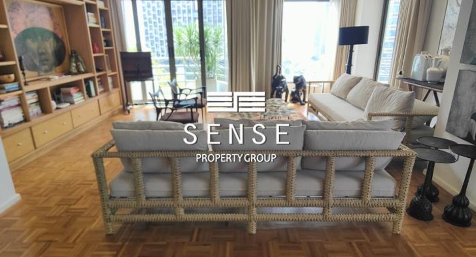 For sale 3 bedrooms condo in Sathon, Bangkok