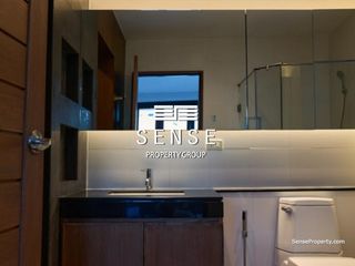 Casa en alquiler de 4 habitaciones en Watthana, Bangkok
