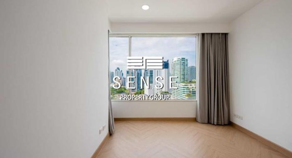 For sale 2 bedrooms condo in Watthana, Bangkok