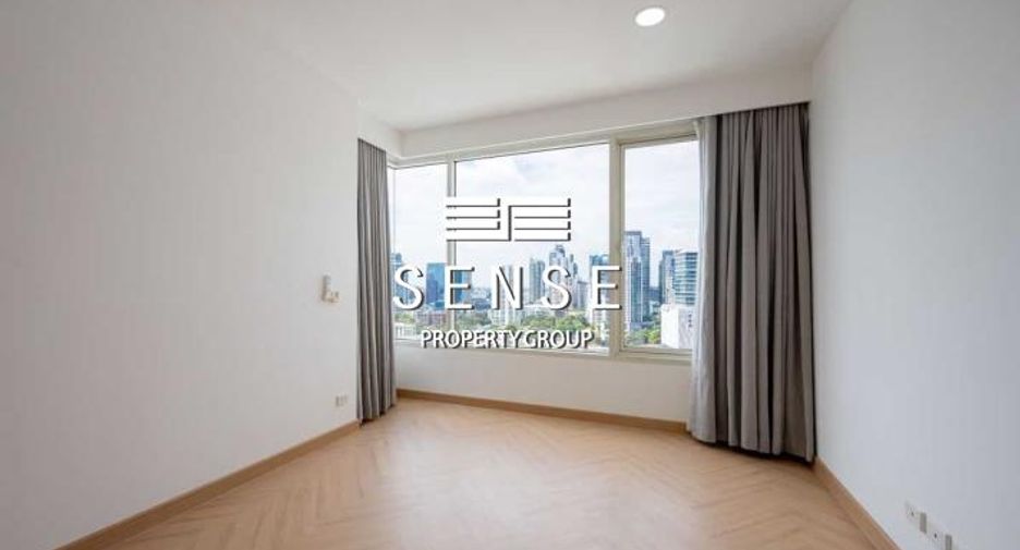 For sale 2 bedrooms condo in Watthana, Bangkok