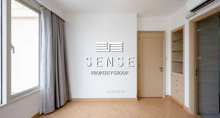 For sale 2 bedrooms condo in Watthana, Bangkok